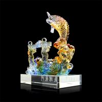 Liuli cristal sculpté cadeau d'affaires Feng Shui Sculpture de poisson carpe sautant par-dessus Dragon Gate verre matériel
