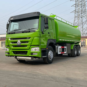 شاحنة صهريج وقود مستعملة HOWO Sinotruk بحالة جيدة 6X4 20000-25000L 371hp للبيع - Product Image 1