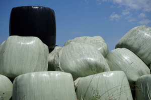 Film étirable pour ensilage en LLDPE résistant aux UV, 25 microns, opaque, pour l'emballage des balles, usage agricole - Product Image 3