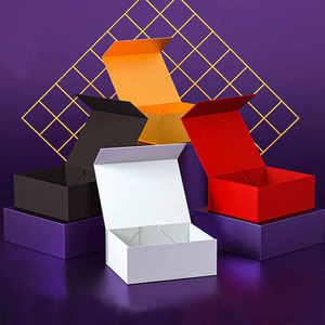 Cajas de cartón de regalo con cierre magnético rígido plegable de lujo con logotipo impreso personalizado para embalaje de ropa Embalaje de papel Premium - Product Image 1
