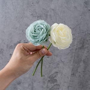 ดอกกุหลาบประดิษฐ์ฮุ่ยหยาน ลู่เหลียน ก้านเดี่ยว สีขาวนมและสีน้ำเงินเข้ม สำหรับตกแต่งงานแต่งงาน ผ้าทอแบบแพน - Product Image 2