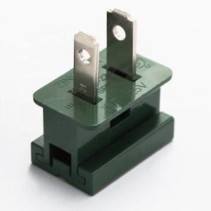 Prise électrique Gilbert Vampire mâle, 125 V, 6 A, fils 18 AWG, SPT2, à enfoncer, avec certification américaine - Product Image 3