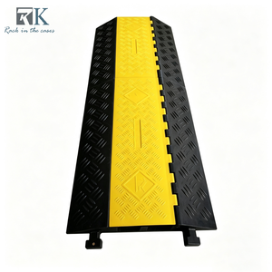 Rampa Protectora de Cables para Eventos, Rampa Portátil de Goma para Cables y Mangueras, para Interiores y Exteriores - Product Image 1