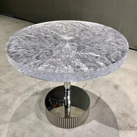 Table d'appoint ronde en résine pour le thé et le café