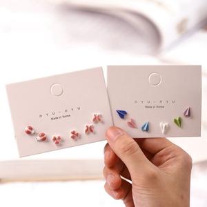 <span class=keywords><strong>les</strong></span> nouveaux bijoux en céramique sont mignons et frais. <span class=keywords><strong>Les</strong></span> clous d'oreilles nourrissent <span class=keywords><strong>les</strong></span> trous des oreilles et vous n'avez <span class=keywords><strong>pas</strong></span> besoin de <span class=keywords><strong>les</strong></span> enlever pendant le sommeil. - Product Image 3