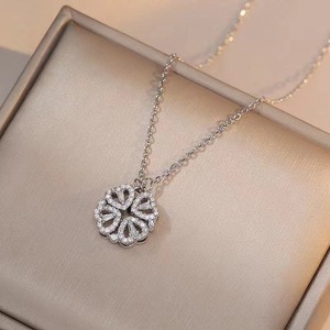 1PC Women's Trendy <b>Titanium</b> Steel Collarbone <b>Chain</b> Four-Leaf Flower Clasp Heart-shaped Pendant Necklace Fashionable Cross-Border - Product Image 2