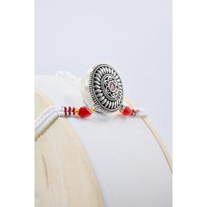 Rakhdi Borla artisanal traditionnel vintage pour femmes, en argent oxydé du Rajasthan, pour les occasions festives et les mariages - Product Image 1