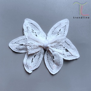 Noeuds en dentelle Battenberg cordonnée 100% coton blanc <span class=keywords><strong>neige</strong></span>, 9 cm, faits main, motif lys blanc, pour pinces à cheveux ou broches DIY - Product Image 3