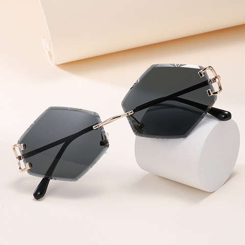 Custom Logo 2026 Retro Men Women Rimless Gradient Shades Glasses UV400 Metal Legs Hexagon Cutting Lens Sunglasses