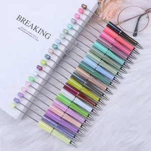 Penne <span class=keywords><strong>a</strong></span> <span class=keywords><strong>Sfera</strong></span> Personalizzabili Fai-da-Te in Vendita, Penne in Plastica <span class=keywords><strong>Rosa</strong></span> con Glitter e Perline Aggiungibili per Produttori - Product Image 1