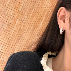 ต่างหูผู้หญิง Dylam Dainty Charm ประดับเพชรเซอร์โคเนีย 5A รูปทรงรวงข้าว ชุบทองคำขาว 22K เงินแท้ S925 - Product Image 4