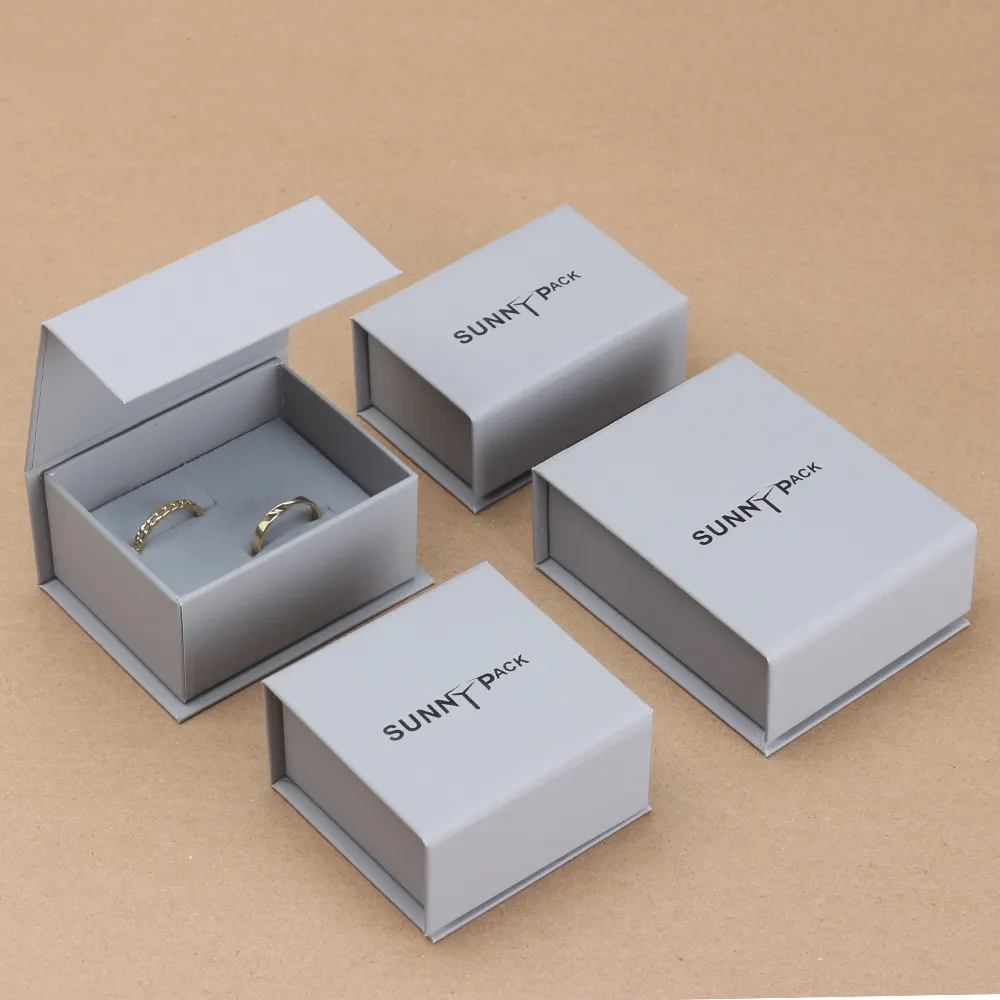 カスタムロゴジュエリーボックスシンプルグレーリングペンダントボックスネックレスマグネットジュエリーボックスパッケージ