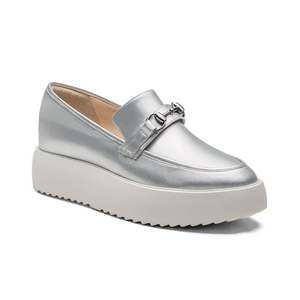 <span class=keywords><strong>Zapatos</strong></span> Casuales <span class=keywords><strong>de</strong></span> Plataforma con Punta Redonda Plateada para Mujer, <span class=keywords><strong>Zapatos</strong></span> <span class=keywords><strong>Deportivos</strong></span> Planos <span class=keywords><strong>de</strong></span> Cuero para Caminar, Estilo Sneaker para Damas, OEM ODM - Product Image 3