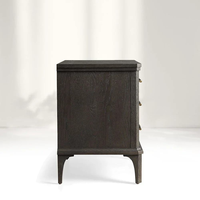 Table de chevet rustique en bois de chêne avec 3 tiroirs, poignées métalliques, armoire de chevet vintage, table d'appoint en bois pour chambre à coucher
