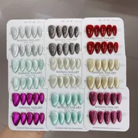 Faux ongles à presser faits main en acrylique courts de luxe rouge feu d'artifice pour femmes