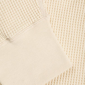 เสื้อยืดแขนยาวคอกลมลายโลโก้แบบกำหนดเองสำหรับผู้ชาย สไตล์ลำลอง ผ้าฝ้ายแท้ 100% ระบายอากาศได้ดี คุณภาพสูง - Product Image 4