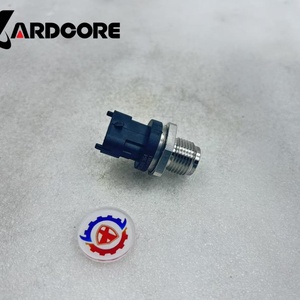 Sensor de Riel de Alta Presión de Combustible 0281002707 21407309 55576178 504247741 para 1.3 1.9 2.0 2.4 D JTD JTDM para Excavadora PC200-8 - Product Image 3