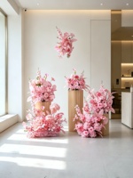 Colonnes florales au sol en fleurs artificielles en soie roses pour mariages, cérémonies, livraison de voitures, aménagement de zones de cérémonie et vitrines