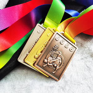 Vente en gros de médailles de taekwondo en métal de judo japonais personnalisées Trophées de compétition de jujitsu de jiu jitsu de karaté - Product Image 4