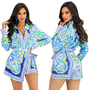 Completo Due Pezzi da Donna, <span class=keywords><strong>Abbigliamento</strong></span> Femminile <span class=keywords><strong>Casual</strong></span> <span class=keywords><strong>Sexy</strong></span> con Allacciatura, Camicia Stampata Irregolare e Pantaloncini, Set Due Pezzi per Signore - Product Image 6