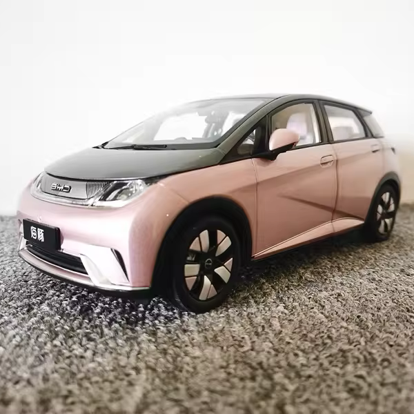 BYD Dolphin 1:18 Diecast Toy Car for Collection & Decor