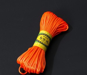 2.5mm <span class=keywords><strong>cordon</strong></span> en nylon ciré fait à la main fil arc-en-ciel matériel pour Bracelets personnalisables sacs vêtements chaussures Textiles de maison - Product Image 4