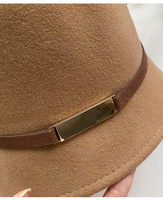Chapeau Bob en Laine pour Femme Automne Hiver Style Hepburn Rétro Français Élégant Chaud Décontracté avec Ceinture