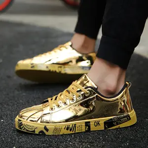 2023 Sneakers moda uomo oro argento Graffiti Street Walking Shoes