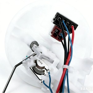 Conjunto de Bomba de Combustible Mercedes-Benz YTQL-1009C 2034701741 Para C240 C260 Pieza de Repuesto - Product Image 5