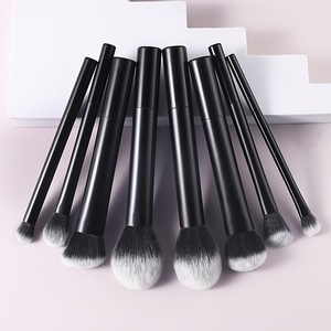 Juego de 8 Brochas de Maquillaje Veganas Profesionales de Tubo Largo, <span class=keywords><strong>Color</strong></span> Personalizado con Logotipo, Incluye Brochas para Delineador de Ojos, Esponja y Sombra de Ojos - Product Image 4