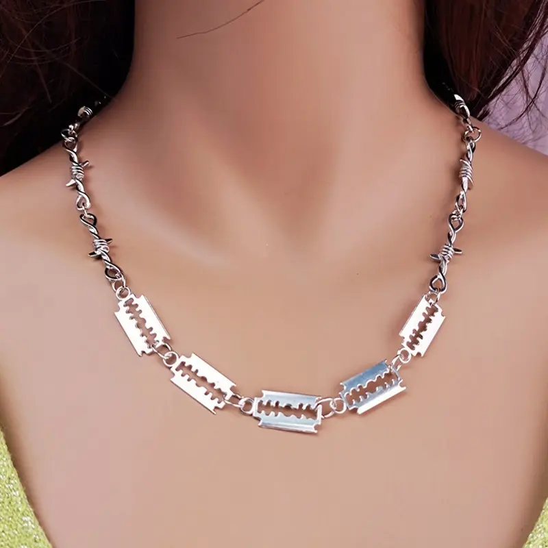 Hip Hop Punk bijoux en acier inoxydable collier de déclaration en forme de lame collier en fil barbelé pour femmes hommes