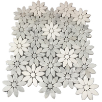 Carreau de mosaïque élégant à motif de fleurs en marbre blanc et rose Design mural de salle de bain poli pour une utilisation intérieure élégante du sol d'une villa