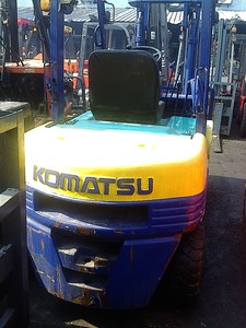 Chariot élévateur diesel japonais de 2,5 tonnes, chariot élévateur Komatsu de 2,5 tonnes FD25T-16 à vendre - Product Image 4