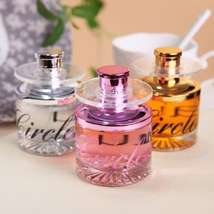 Diffuseur de parfum pour voiture, parfum longue durée pour voiture et maison, senteur florale fruitée, en verre, sans électricité, jaune, argent, rouge - Product Image 1