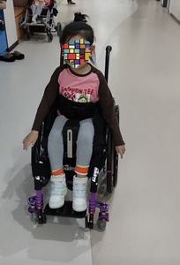 Silla de ruedas rígida deportiva manual autopropulsada pediátrica de fibra de carbono HEDY CW03 para discapacitados con necesidades especiales, niños y niños - Product Image 4