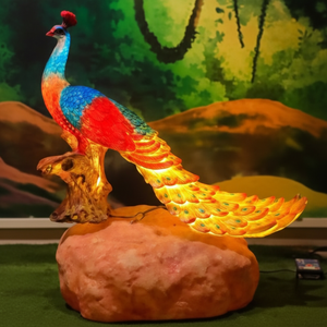 Lumière de jardin LED en forme de paon 3D personnalisée IP65, en résine transparente et fibre de verre, pour décorations de mariage en extérieur - Product Image 1