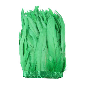 <span class=keywords><strong>Plumas</strong></span> <span class=keywords><strong>de</strong></span> puesta en escena 30-35 cm pluma <span class=keywords><strong>de</strong></span> cola <span class=keywords><strong>de</strong></span> gallo teñida decolorada <span class=keywords><strong>con</strong></span> recorte <span class=keywords><strong>de</strong></span> tela - Product Image 2