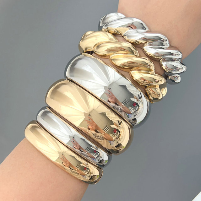 2024 Fashion Chunky Metal Bracelets Bangles 18K Gold Silver and Gold Plated for Parties