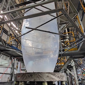 Fogli di pacciamatura di plastica agricola a prezzi di fabbrica copertura del terreno Anti-erba pellicola di pacciame di plastica strato di pacciamatura