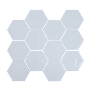 Stock local US : Carreaux muraux souples gris hexagonaux en <span class=keywords><strong>vinyle</strong></span> 3D, autocollants mosaïques auto-adhésifs, imperméables, pour décoration intérieure (10 feuilles) - Product Image 1