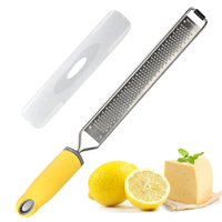 Gloway Râpe à légumes et agrumes avec manche en acier inoxydable pour la cuisine, déchiqueteuse de fromage et zesteuse de citron pour l'ail et les noix