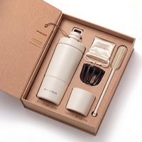 Nouvelle Arrivée Gobelet Shaker à Protéines en Acier Inoxydable 750ml 700ml Double Paroi Isotherme Sous Vide Personnalisable avec Logo pour Fitness et Musculation avec Compartiment de Rangement