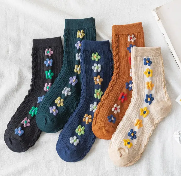 Yueli female autumn and winter Korean flower cotton socks lovely tube pile socks