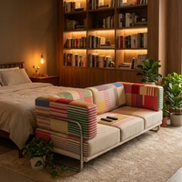 Sofá de Tela con Parches Étnicos Retro, Inspirado en Líneas Rectas, para una Decoración Colorida y Vintage de la Sala de Estar