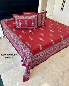 ชุดเครื่องนอนพิมพ์ลายสีแดง ผ้าฝ้าย พร้อมปลอกหมอน ขนาด 110x110 ซม. สำหรับใช้ในบ้านและโรงแรม - Product Image 2