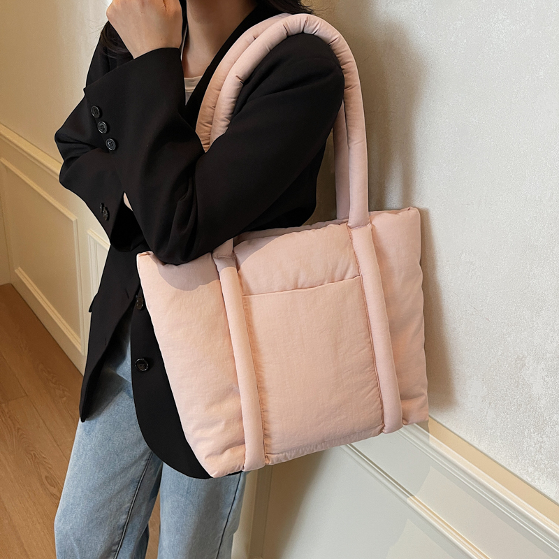 กระเป๋าโท้ทพัฟเฟอร์ (30*38*12 ซม. 300 กรัม) - สี 6