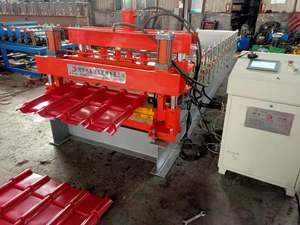 เครื่องขึ้นรูปม้วน<span class=keywords><strong>กระเบื้อง</strong></span>หลังคาลูกฟูกเคลือบสองชั้นกรอบสำหรับการผลิต - Product Image 3