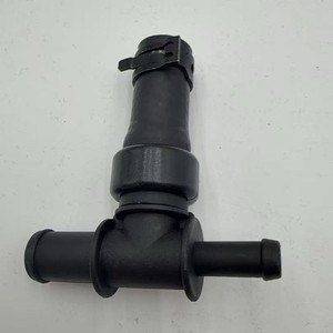 Manguera de Refrigerante 92410EA000 para Reemplazo Automotriz, Material Plástico - Product Image 3