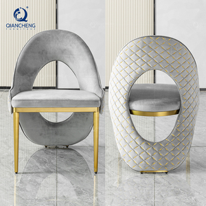 <span class=keywords><strong>Chaise</strong></span> de salle à manger de luxe nordique italienne haut de gamme moderne avec pieds en acier inoxydable doré et revêtement en velours pour la maison, le restaurant, la villa, l'hôtel - Product Image 4