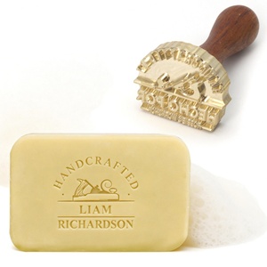 Moule à savon en laiton résistant aux hautes températures pour la fabrication de savon - Product Image 1